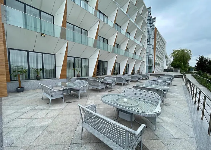 Arena Grand Hotel